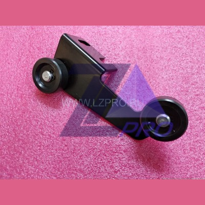 Качалка замка дверей с роликами правая L=160мм W=75мм 1101.109.9004V02 Genesis